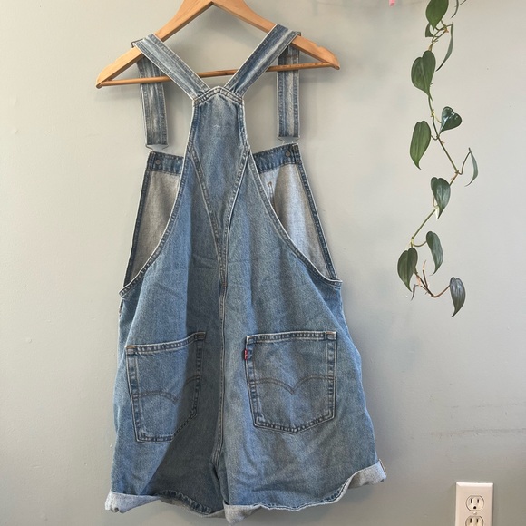 Brand New Levi Short Overalls - Picture 5 of 8